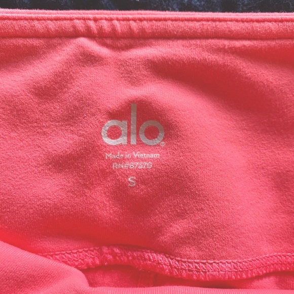 Alo Yoga Goddess Legging - Picture 4 of 4